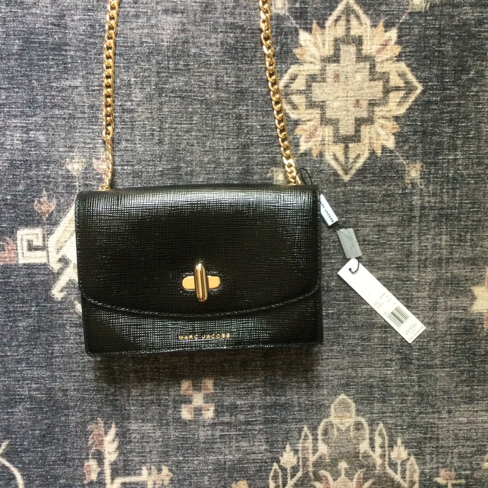 Marc Jacobs Patent Leather Crossbody Bag - Picture 3 of 13